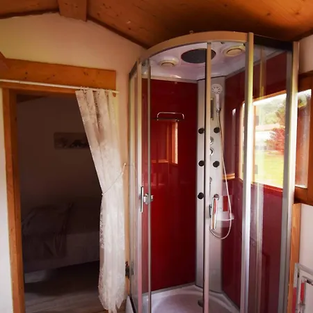 Apartment Petite Habitation Au Coeur Des Pins, A Reaup-lisse En Lot-et-garonne Reaup