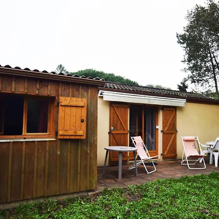 Petite Habitation Au Coeur Des Pins, A Reaup-lisse En Lot-et-garonne